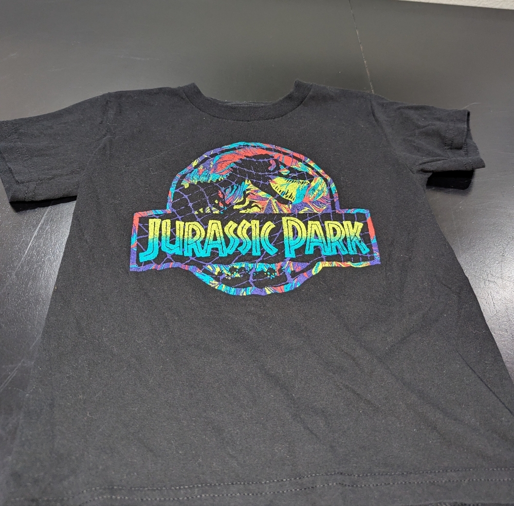 Boys Colorful Jurassic Park Tee Sz XS 6/7